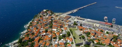 /media/mod_jmslideshow/100x65_castle2.jpg